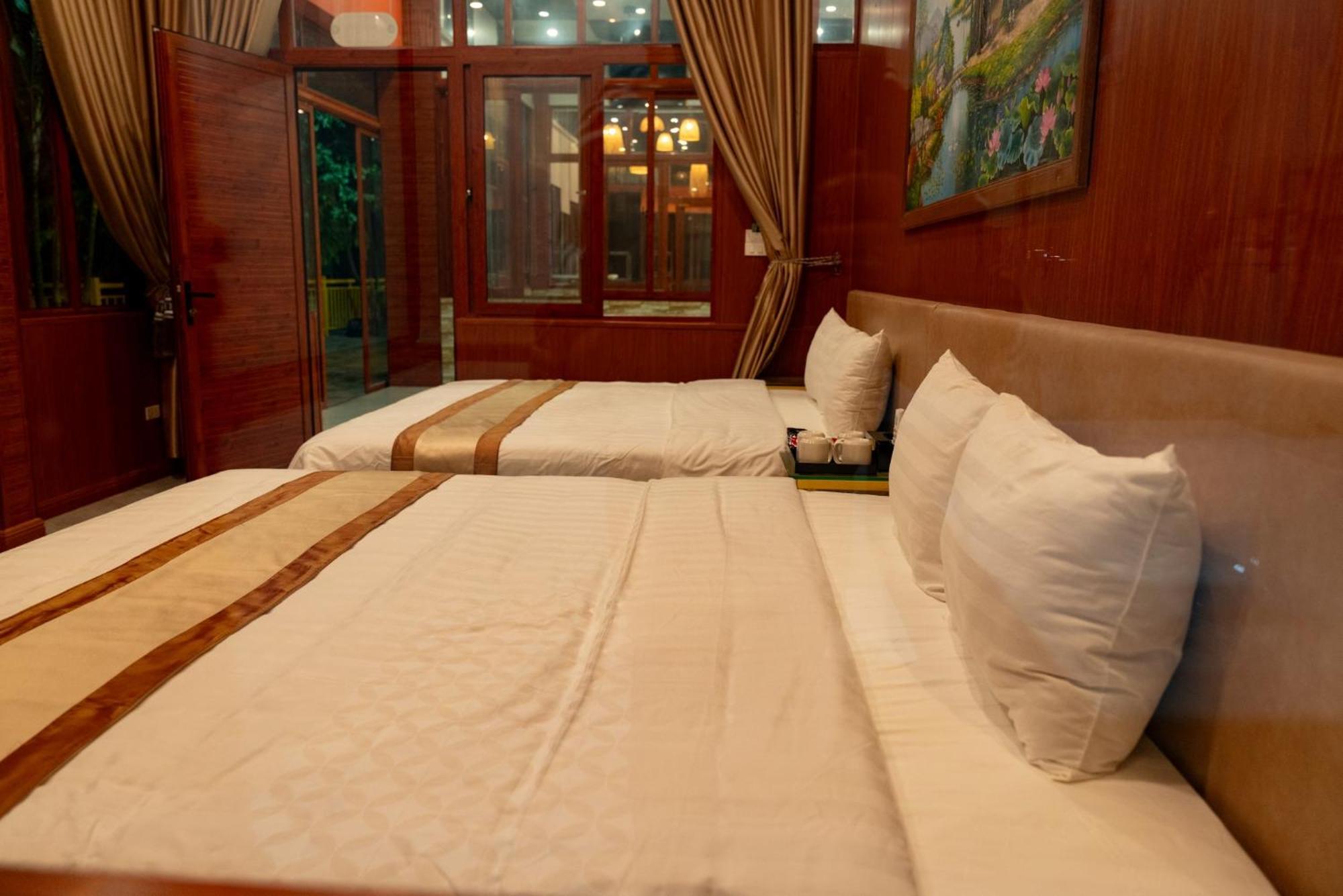 Sunny Bungalow & Hotel Нин Бин Екстериор снимка